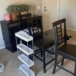 Tv Stand And Apt Items  - Read Description