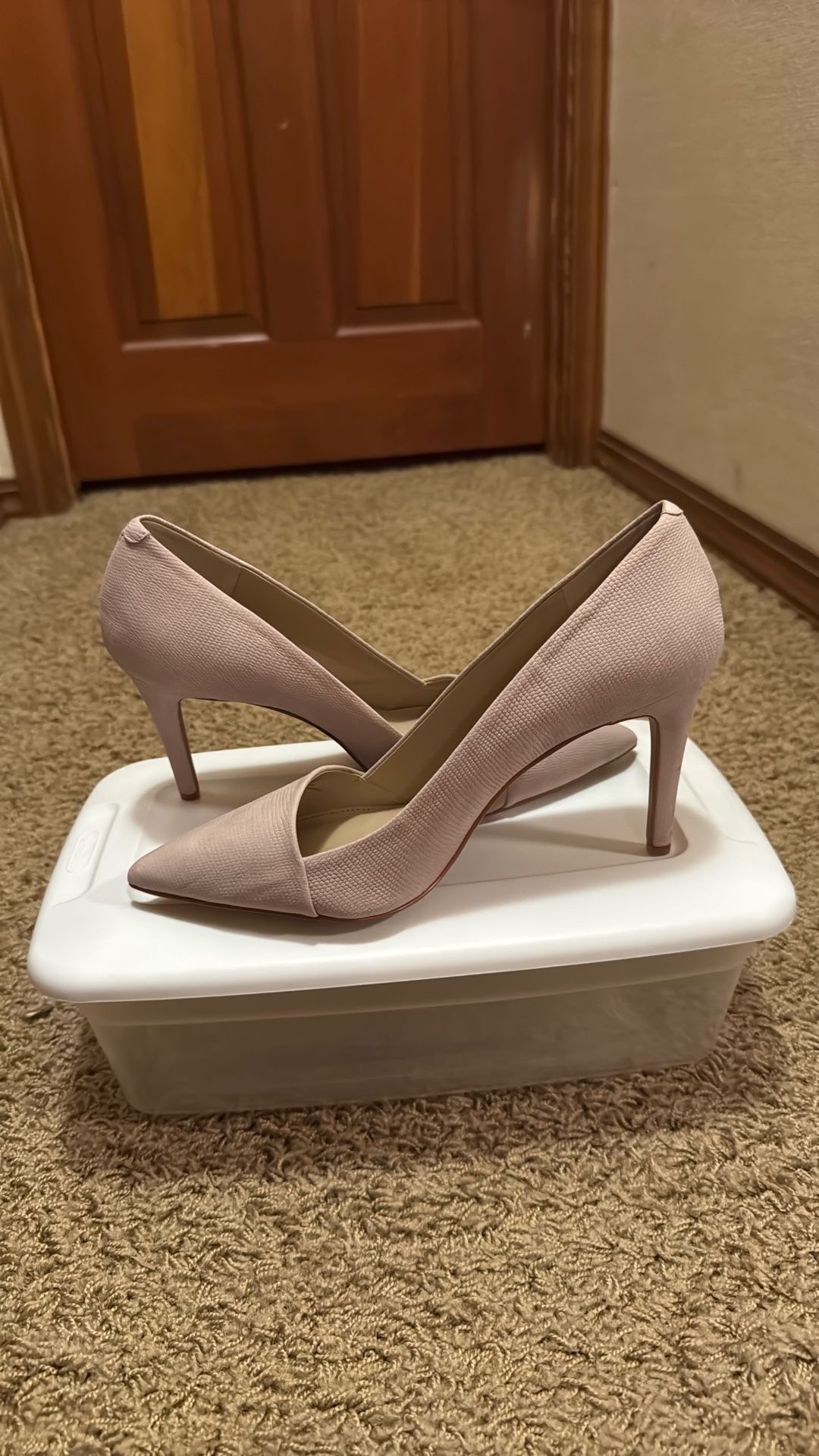 Vince Camuto Heels