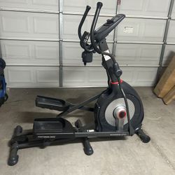 Schwinn 470 Elliptical 