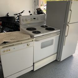 Set Kitchen Appliances 