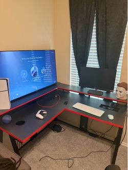Gaming table
