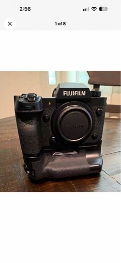 Fujifilm xh2 with grip + 5 batteries