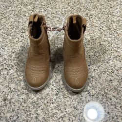 Old Navy Boots Size 5T