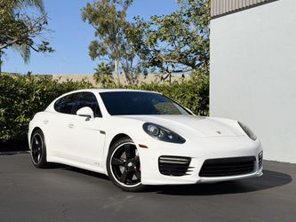 2015 Porsche Panamera