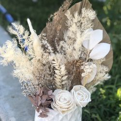 Soft Wood flowers Amd Dried Floral