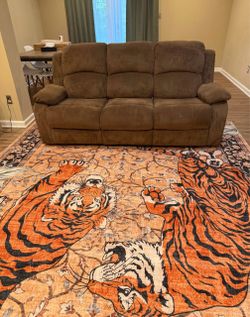 Receipts recliner sofa