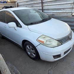 09 nissan versa parts