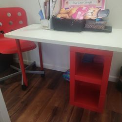 Desk With Chair