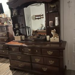 Cherry  Finish Double Dresser With Mirror