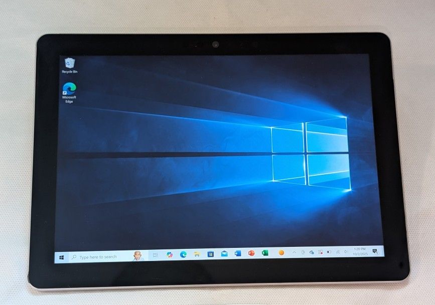 NICE MICROSOFT SURFACE GO  WINDOWS TABLET  10 inch Windows 10
