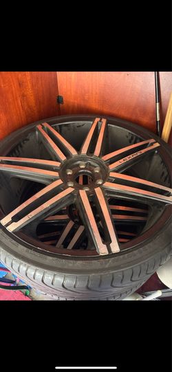 COMPLETE RIM AND TIRE SET