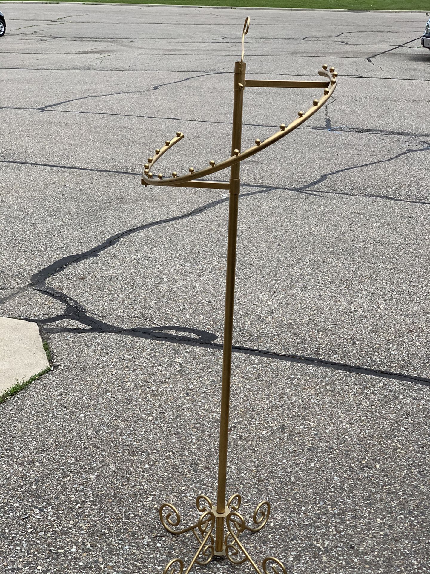 Gold brass boutique store fixture clothing rack