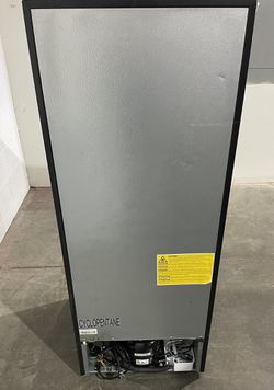 Vissani 7 cu. ft. Convertible Upright Freezer/Refrigerator in