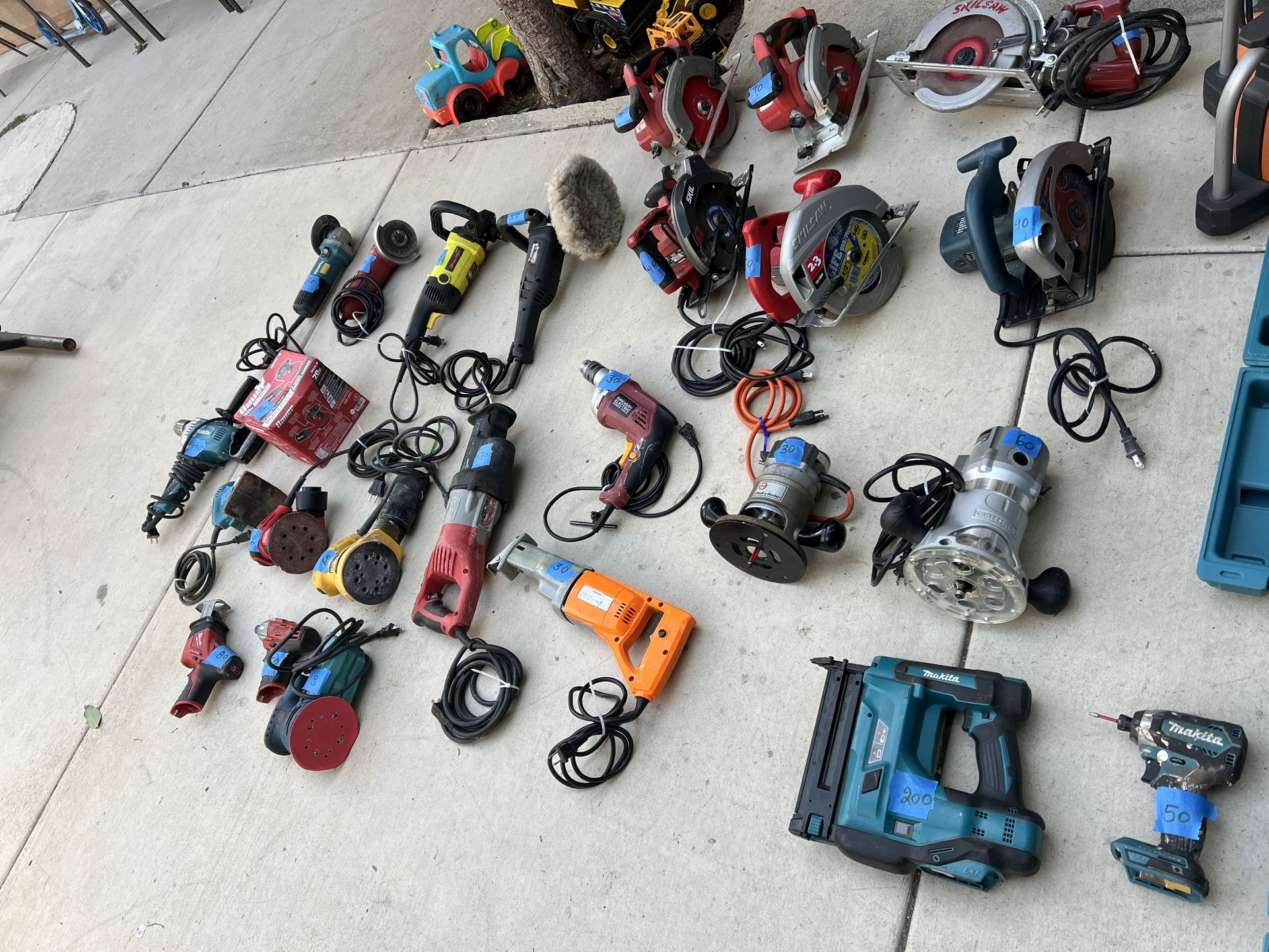 Tools And Bag Tools Electric Cords Extension / Compressor Hoses