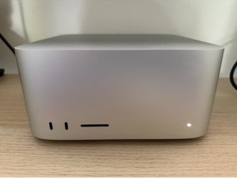 Apple Mac Studio M2 Max 2023 CPU 3.68 GHz 12 CPU/30 GPU • 32 GB • 512 GB w/ AppleCare 2028