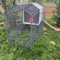Smart Coop All-in-One AI Chicken Coop New Never Used Assembled