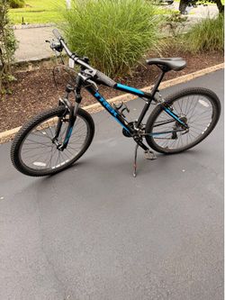 Trek 820 Mountain Bike
