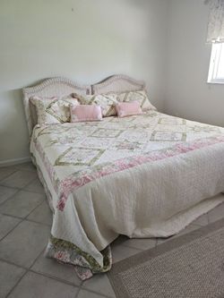 2 twin beds