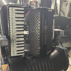 Black Diamond Teclas Accordion 