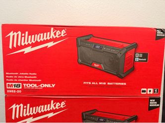 New Milwaukee M18 Jobsite Radio