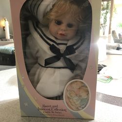 20 In Vinyl Cuddle Me  Baby Doll New In Box 