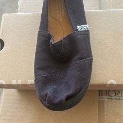 Toms Size 1.5 $10