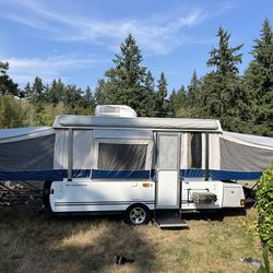 2007 Fleetwood Americana Bayside - All the bells and whistles