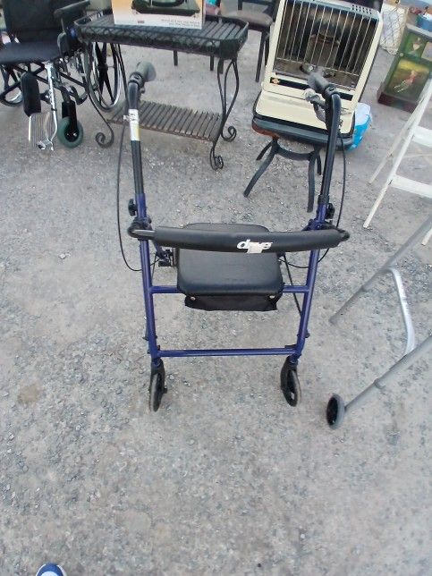 Wheelchair Walker