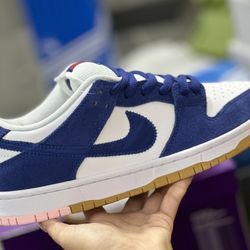 Nike SB Dunk Low Los Angeles Dodgers 29