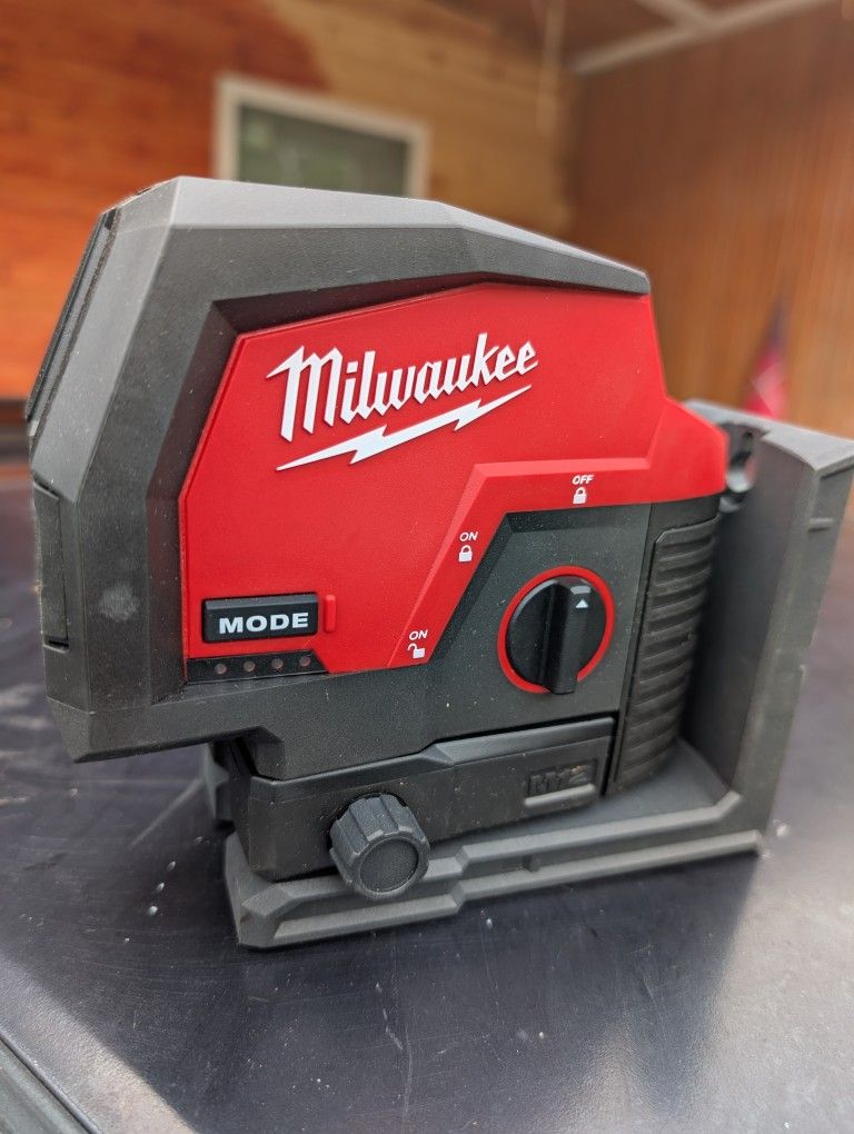 Laser New Milwaukee