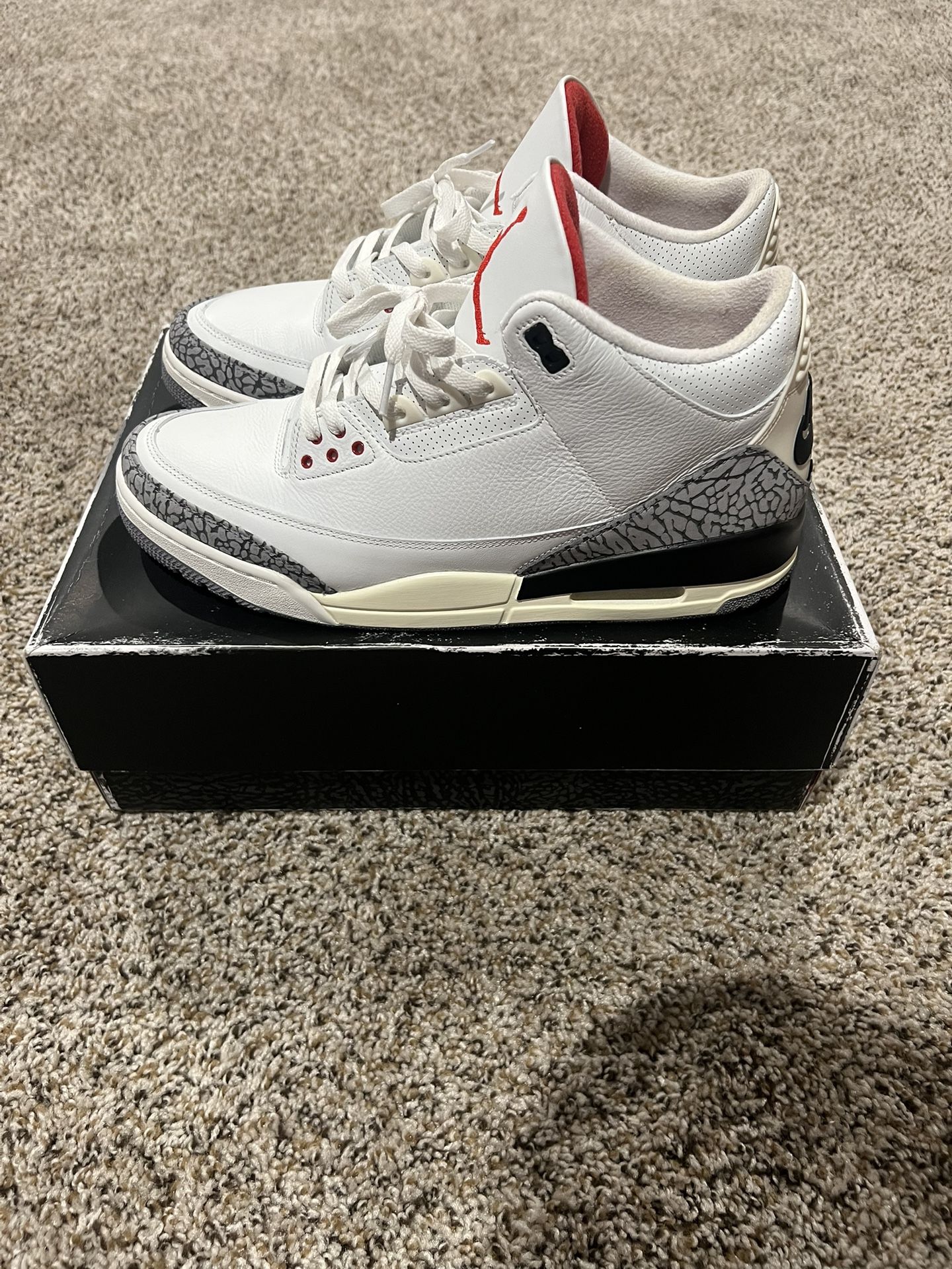 Jordan Retro 3 White Cement