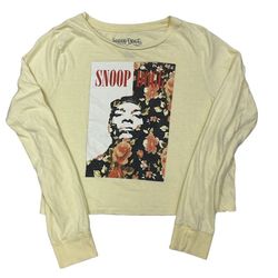 Snoop Dogg Womens Vanilla Long Sleeve Crew Neck Pullover T Shirt Top Size Small