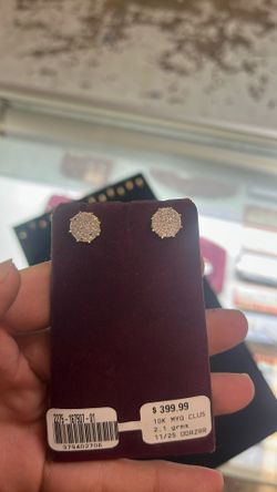 10k Cluster Earrings 