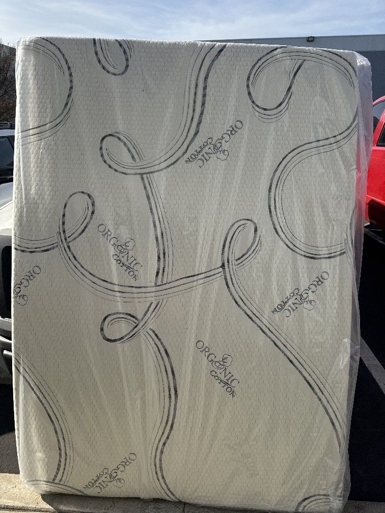 Full Organic Hybrid Cool Gel Memory Foamm Matres!!
