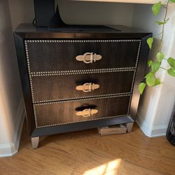 Chest/ Organizer/ Drawer