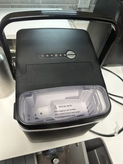 Auseo Portable Ice Maker