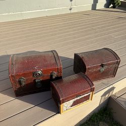 Vintage Small Chests (3)