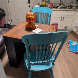 Small Dining Table 