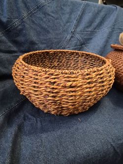 Woven basket