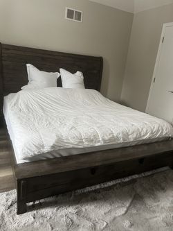 King Bedroom Set