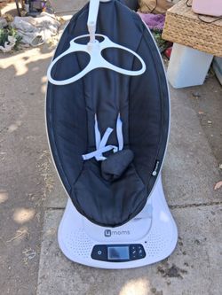 !! Baby Swing 4 Mom's Works Great Firm Price Pick up in Arleta