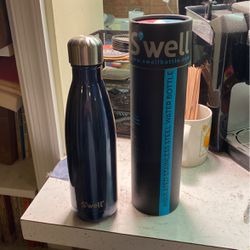 S’well 17 Oz Insulated Stainless Steel Water Bottle
