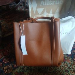 Henny + Lev Vegan Leather Purse Brand New!