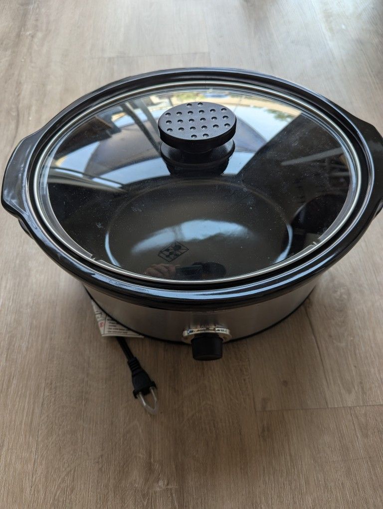 Bella Slow Cooker - 5 Qt