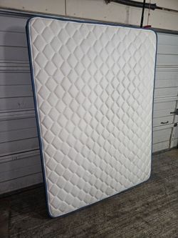 Queen Size Mattress, Good Conditions 👍
