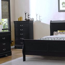 Queen Ebony Bedroom Set with dresser