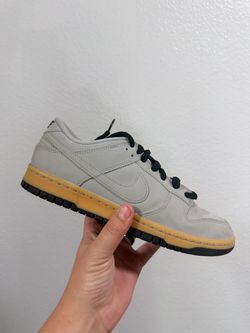 Nike dunk low grey