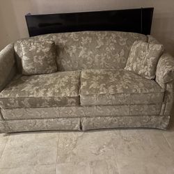 Free Couch