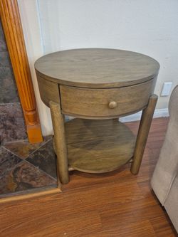 End table
