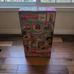 Barbie Malibu House